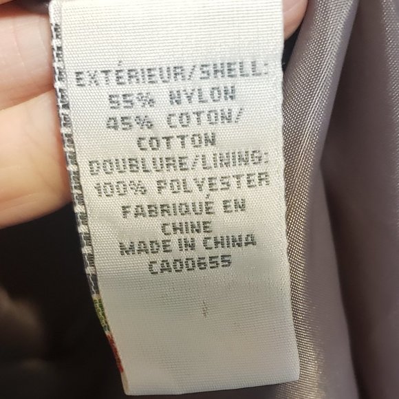 Lacy evening dress with gem embelishments - Picture 4 of 4